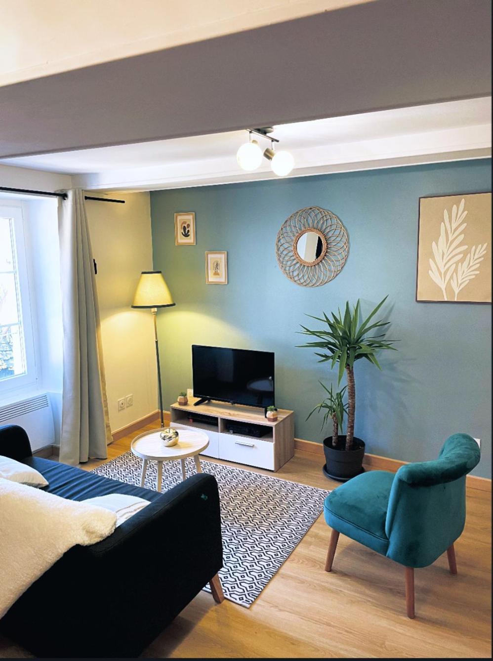 Apartment Confortable A Centre, A Pied Dole